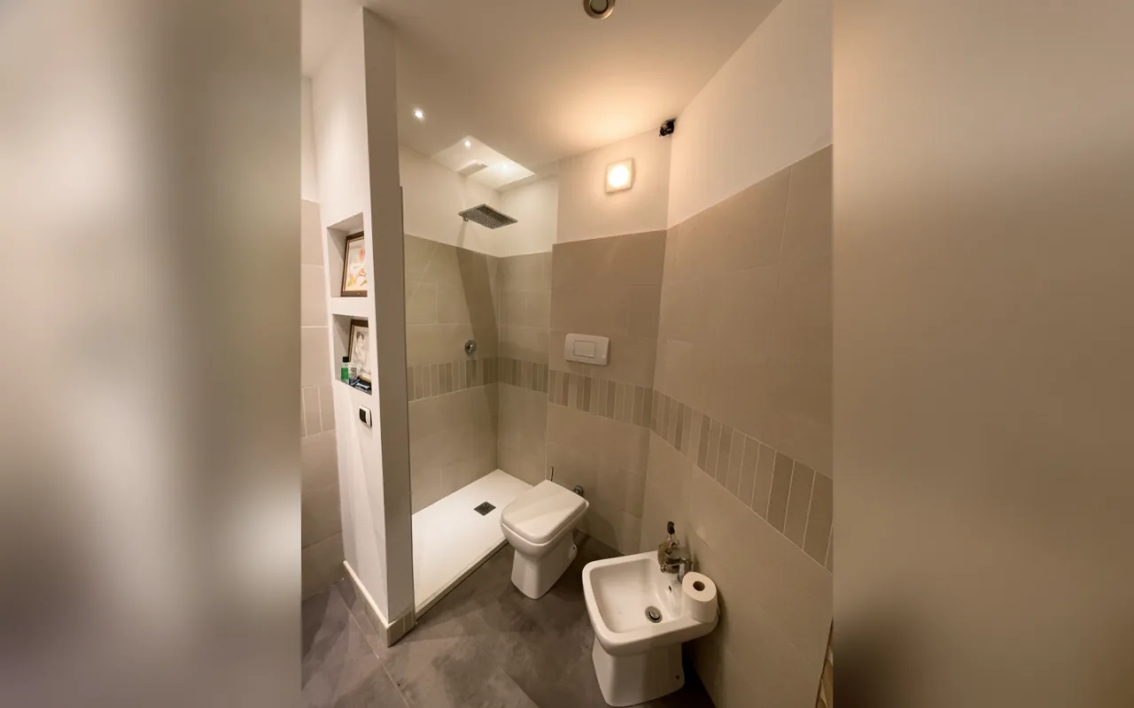Camera con bagno privato — Valle Benedetta, Colle salvetti (Toscana) (foto 20)