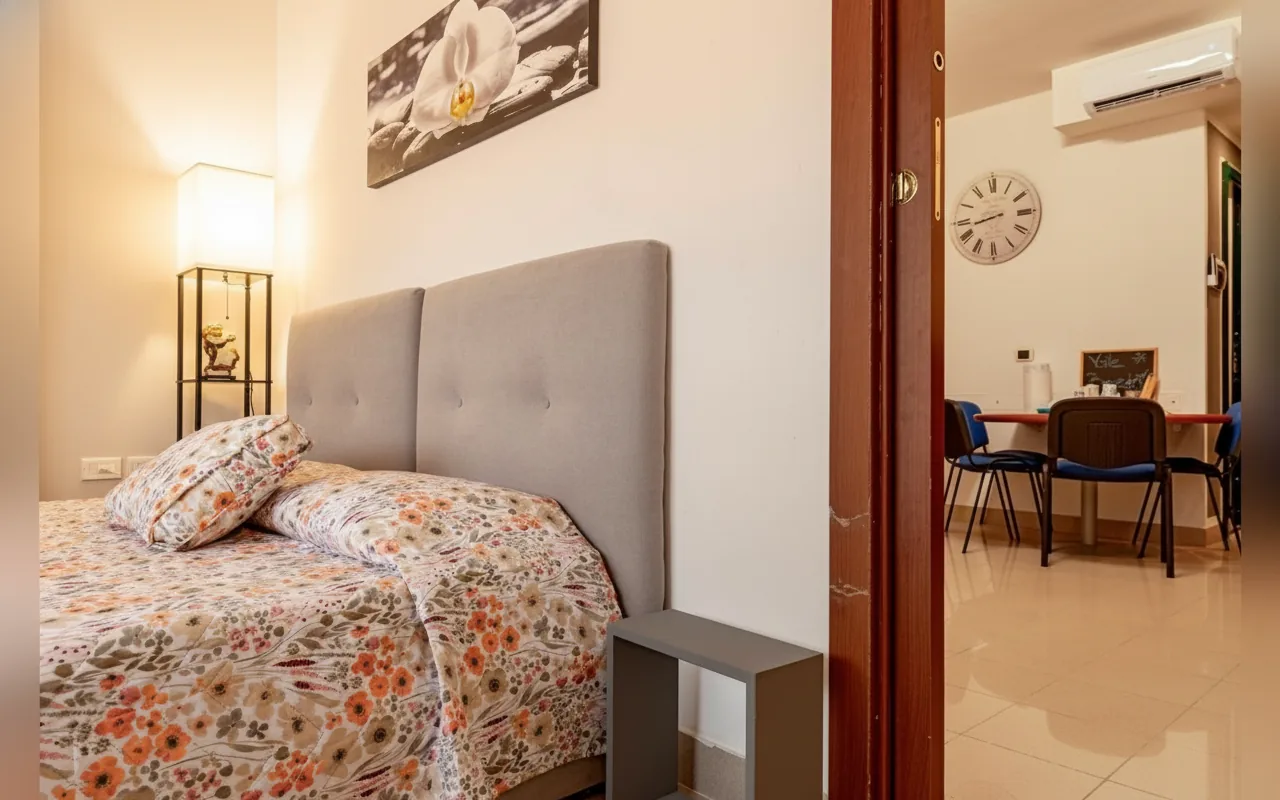 Camera con bagno privato — Valle Benedetta, Colle salvetti (Toscana) (foto 9)